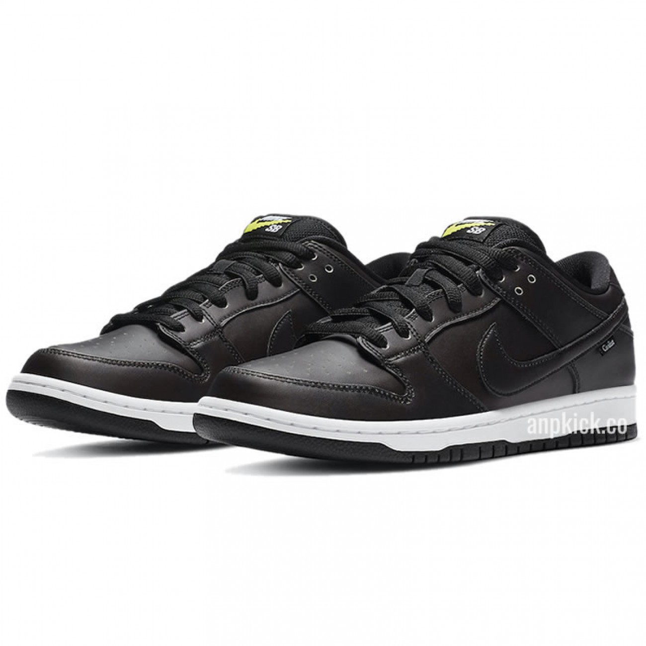 Civilist Berlin x Nike SB Dunk Low Shoes CZ5123-001 Release Date