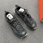 Sacai x Nike Vaporwaffle "Black/GUM" DD1875-001