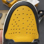 Air Jordan 1 Retro High OG "Yellow Toe" 555088-711 TAXI