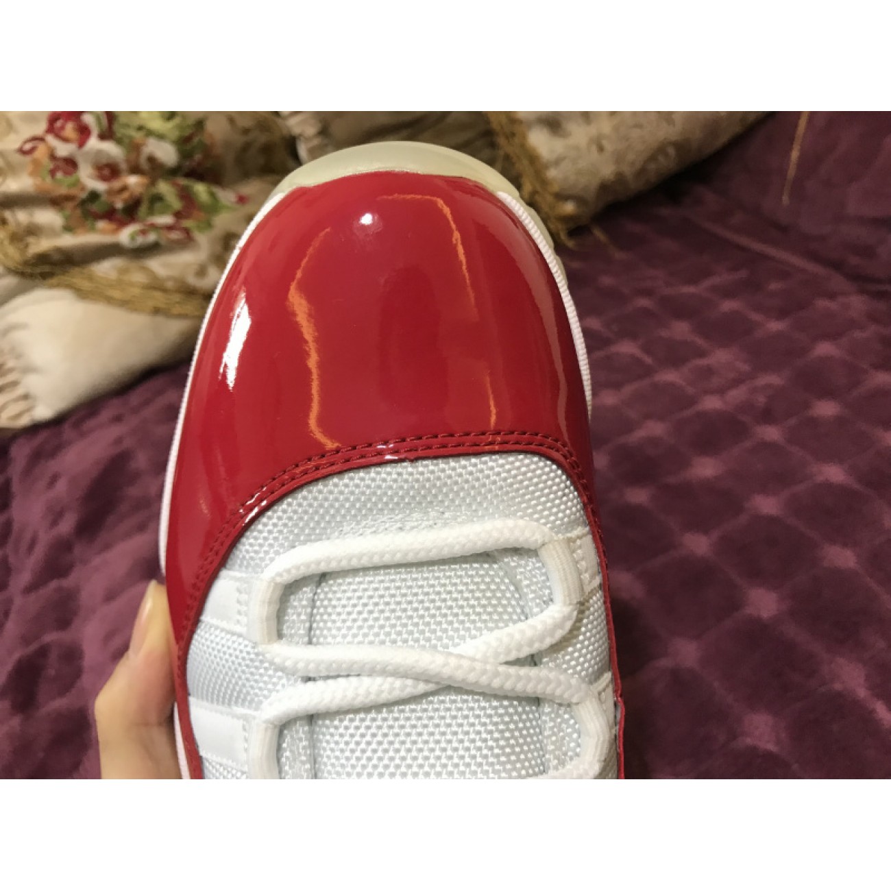 Air Jordan 11 Low "Varsity Red" 528895-102