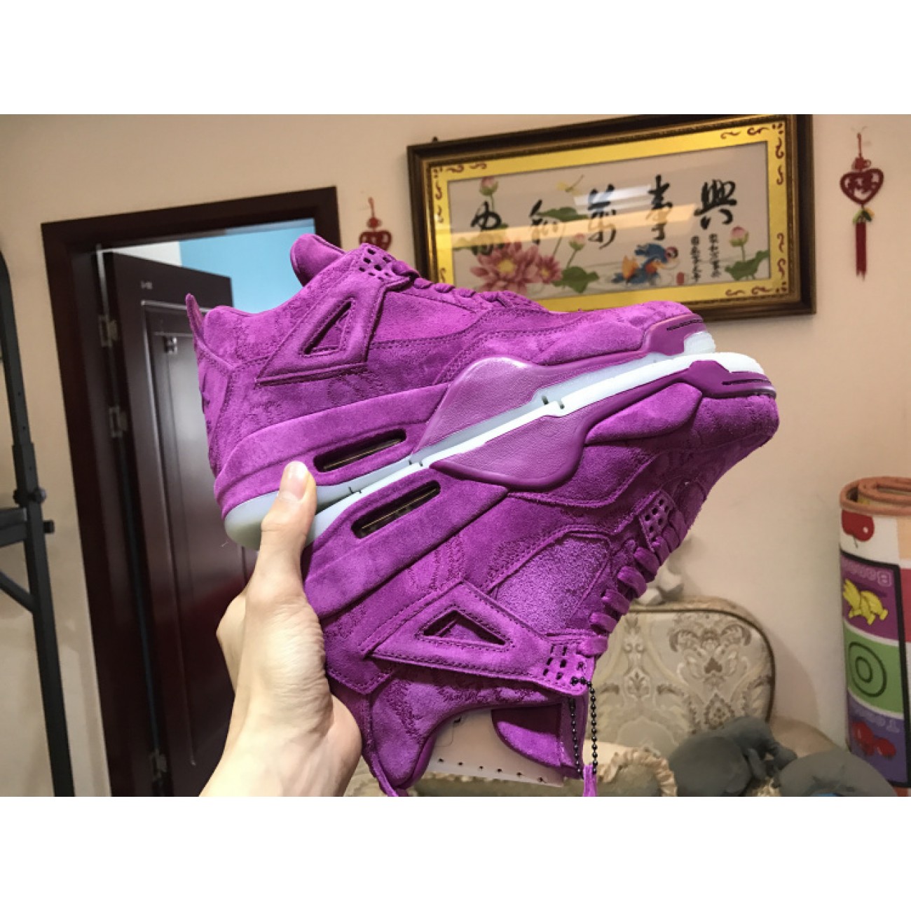 Air Jordan 4 x KAWS Purple 930155-027