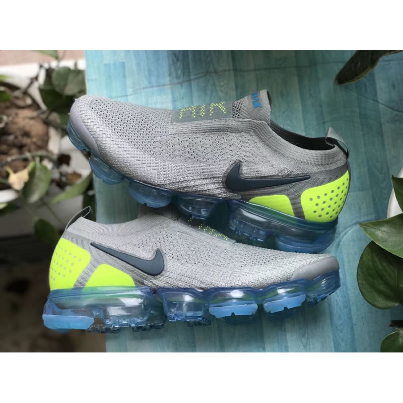 Nike Air Vapormax Flyknit Moc 2 Mica Green / Volt-Neo Turquoise AH7006-300
